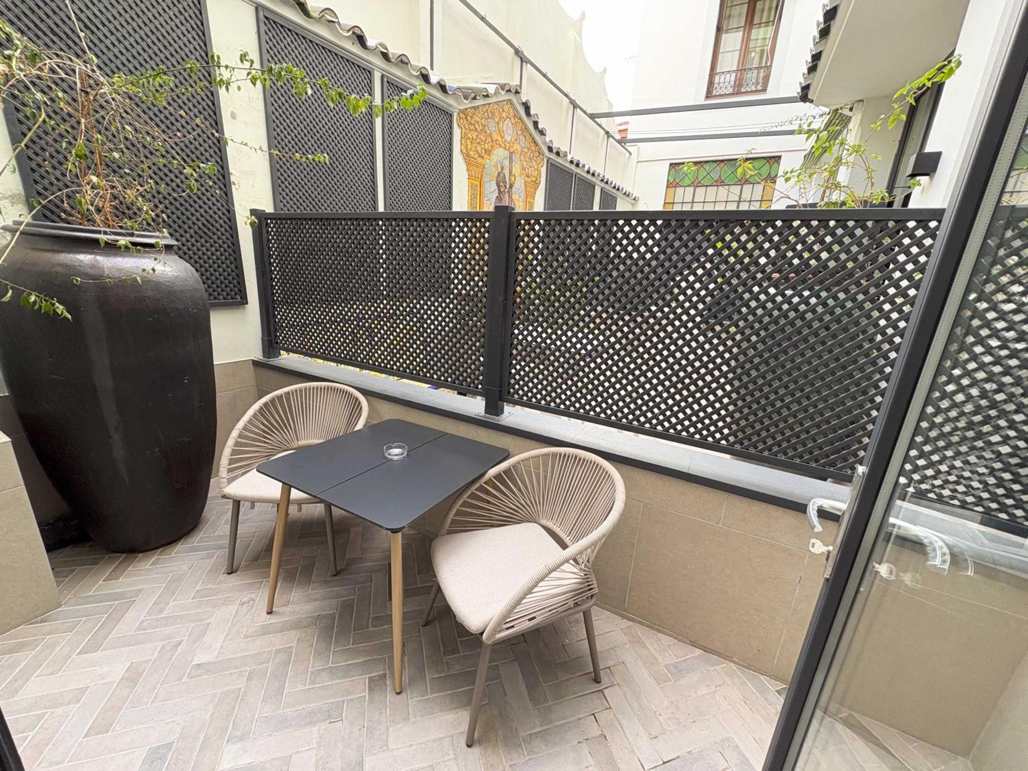 Akla Hotel Badajoz Exterior foto